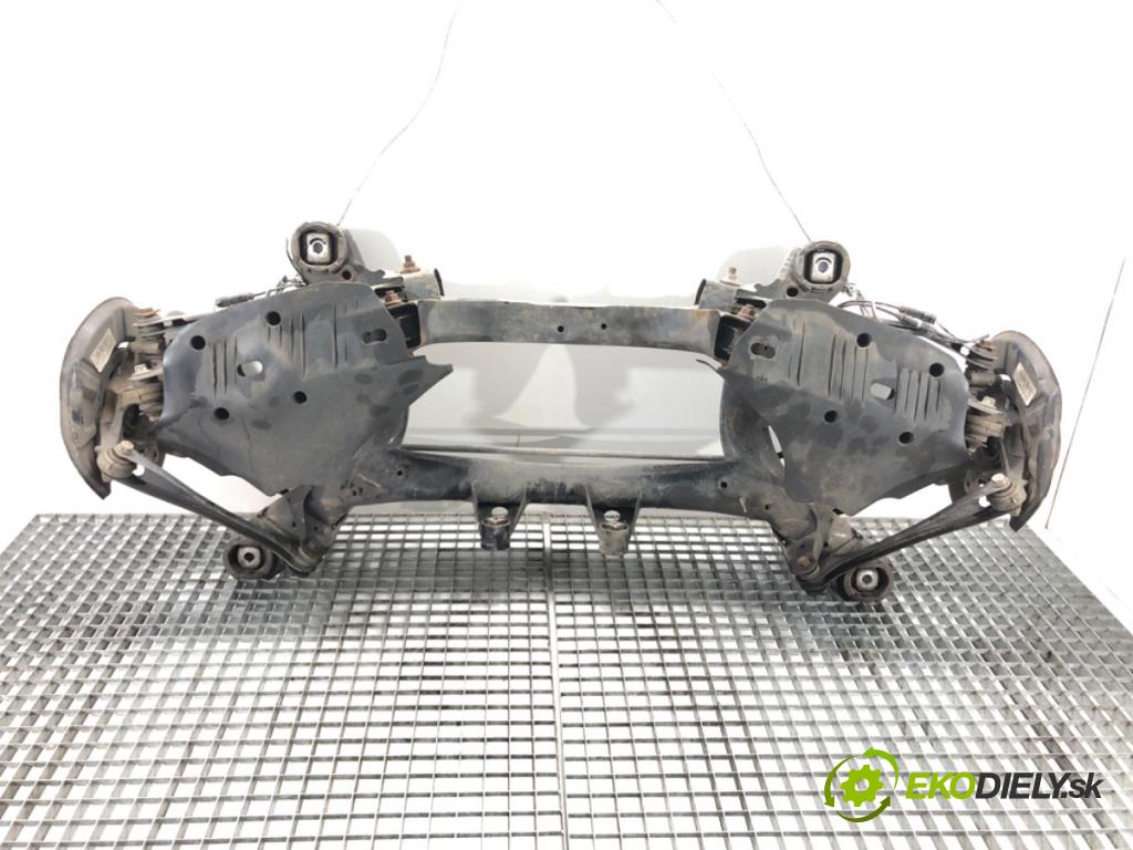 BMW 3 Gran Turismo (F34) 2012 - 2022    318 d 110 kW [150 KM] olej napędowy 2015 - 2022  výztuha zadní část 6798968