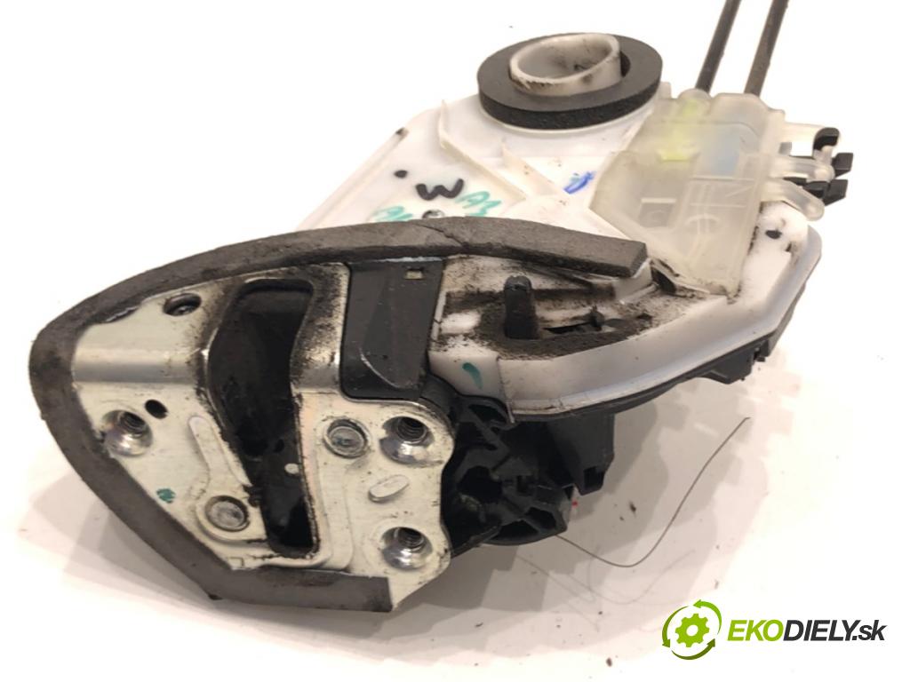 TOYOTA AYGO (_B4_) 2014 - 2022    1.0 VVTi (KGB40) 53 kW [72 KM] benzyna 2018 - 2022  zámok dveře levý zadní část 