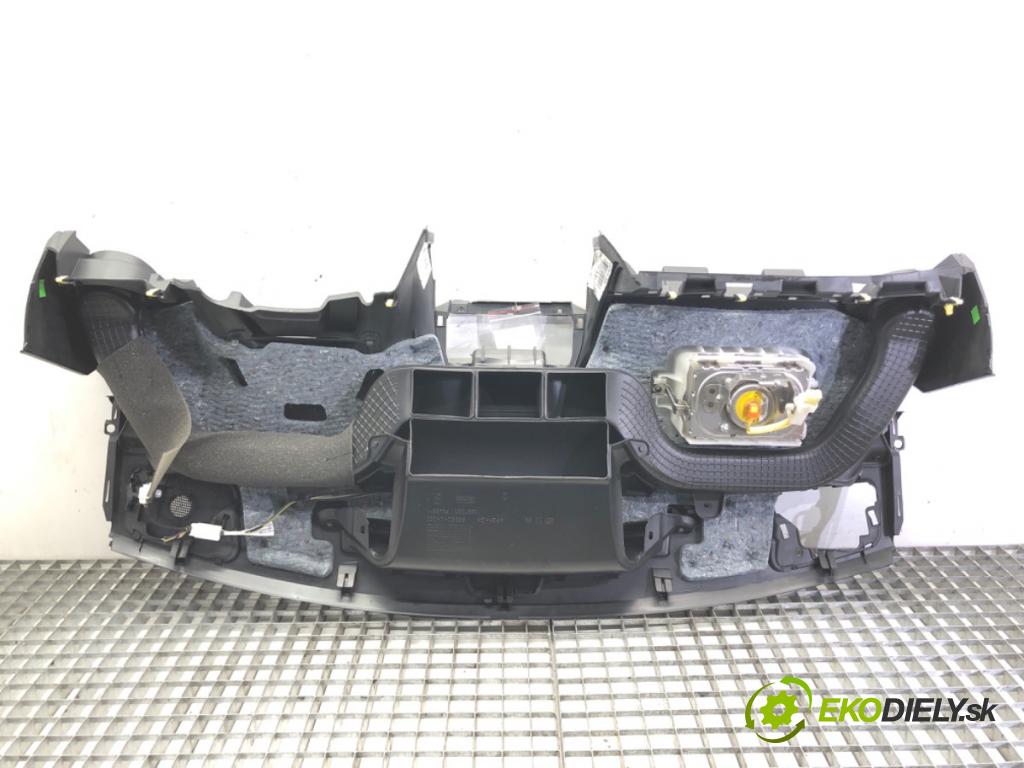 TOYOTA AYGO (_B4_) 2014 - 2022    1.0 VVTi (KGB40) 53 kW [72 KM] benzyna 2018 - 2022  Palubná doska AirBag spolujazdca volantu