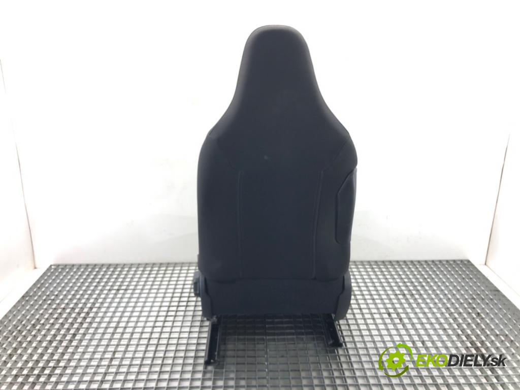 TOYOTA AYGO (_B4_) 2014 - 2022    1.0 VVTi (KGB40) 53 kW [72 KM] benzyna 2018 - 2022  Sedadlo pravy predný