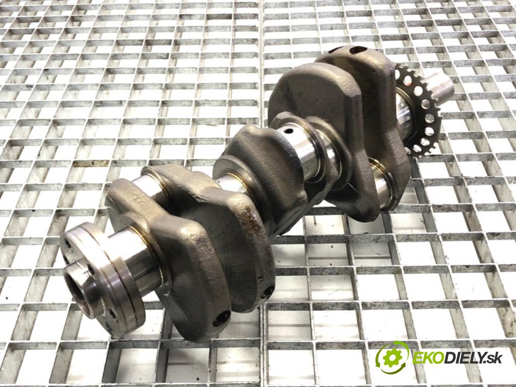 TOYOTA AYGO (_B4_) 2014 - 2022    1.0 VVTi (KGB40) 53 kW [72 KM] benzyna 2018 - 2022  Kardaň, hriadeľ KLIKA: 1KR-FE (Ostatné)