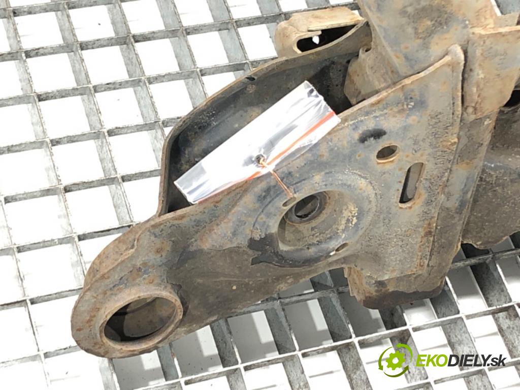 OPEL MERIVA A nadwozie wielkoprzestrzenne (MPV) 2005 74 kW 1.7 CDTI (E75) 1686 výztuha pod motor  (Přední výztuha)