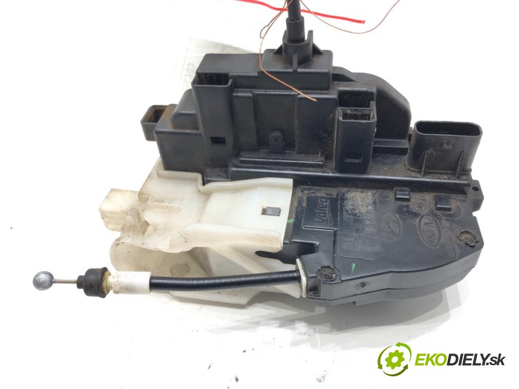 KIA PRO CEED (ED) 2008 - 2013 --- zámok dveře pravý přední část