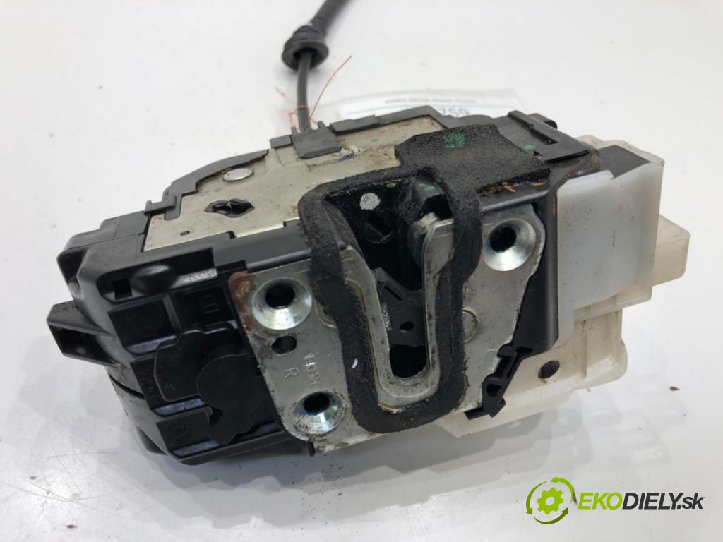 KIA PRO CEED (ED) 2008 - 2013 --- zámok dveře pravý přední část