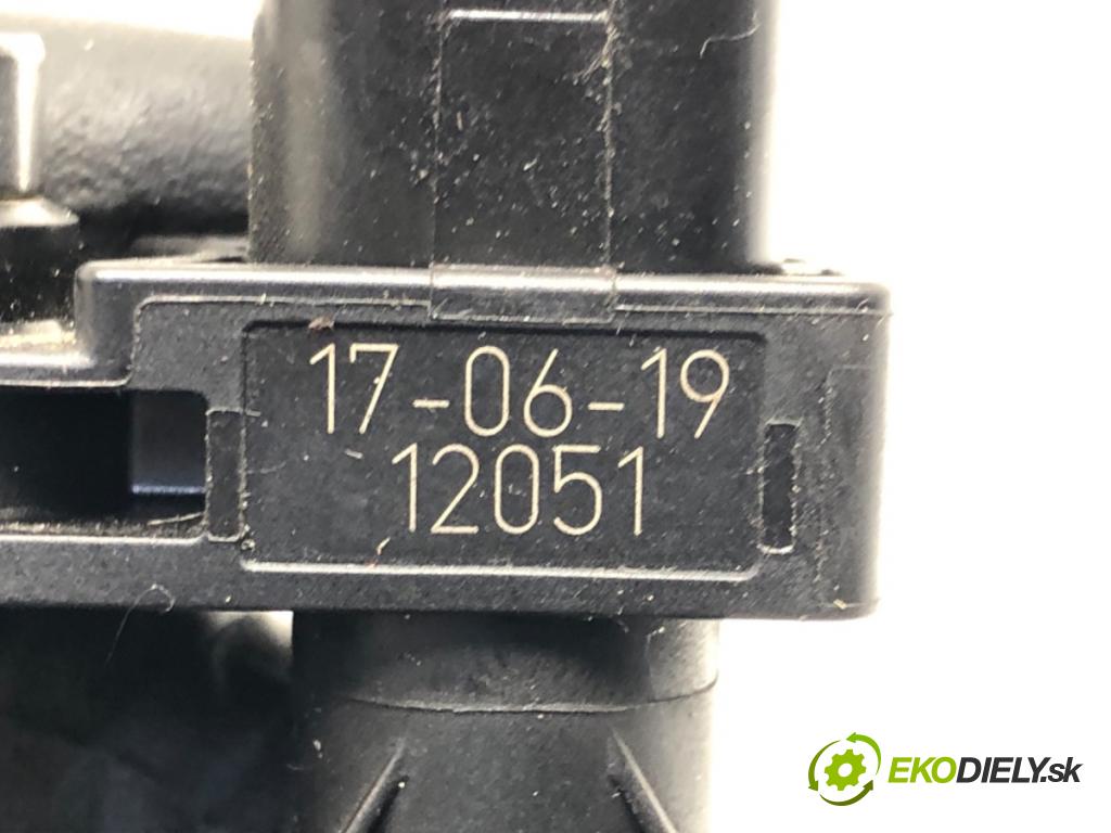 BMW X3 (G01, F97) 2017 - 2022    xDrive 20 d 140 kW [190 KM] olej napędowy 2017 - 2  snímač pozice hřídele klikového 7806782 (Snímače polohy kliky, vačky)