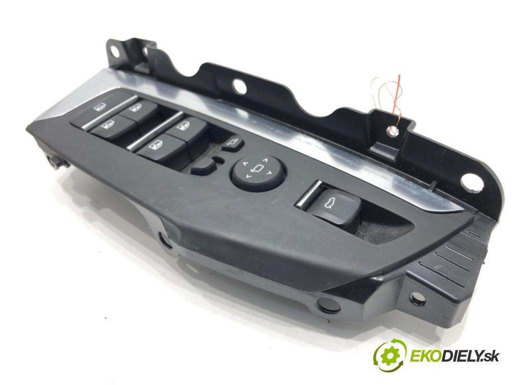 BMW G01 SUV 2019 140 kW xDrive 20 d 1995 přepínač oken 6832729 7419359 (Páčky pod volantem)