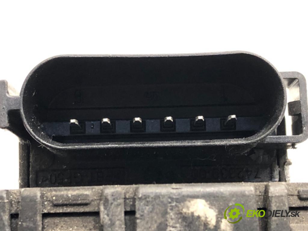 FORD FOCUS II (DA_, HCP, DP) 2004 - 2013    1.8 TDCi 85 kW [115 KM] olej napędowy 2005 - 2012  Potenciometer plynu 4M51-9F836-AK (Pedále)