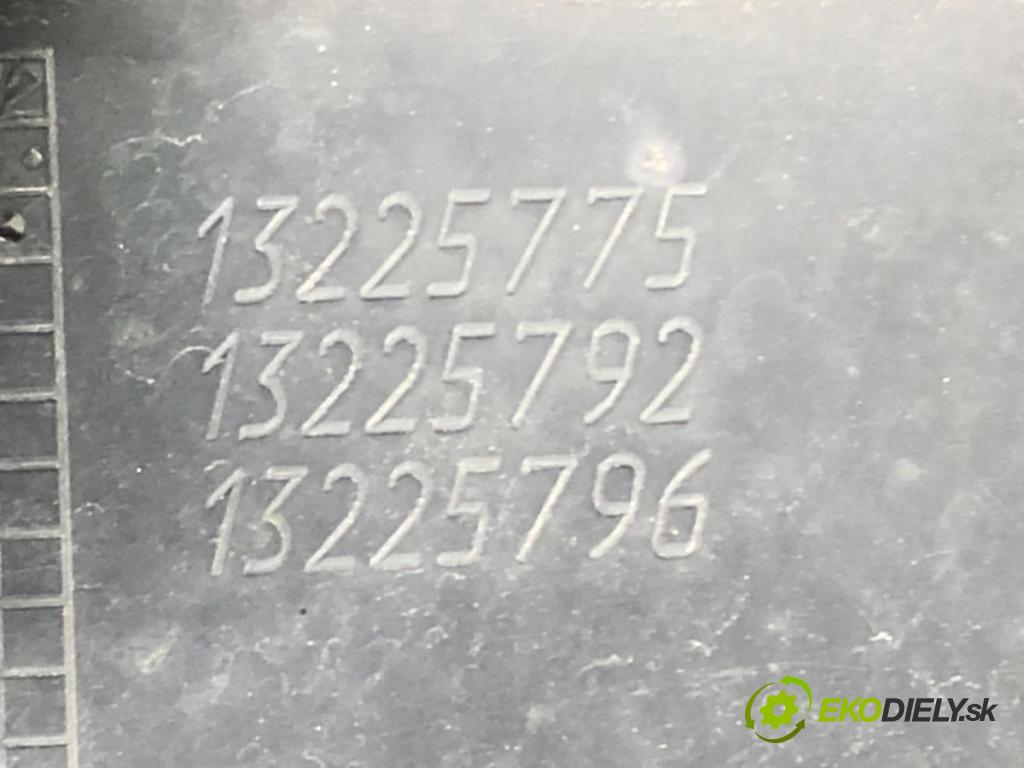 OPEL ASTRA H Kombi (A04) 2004 - 2014    1.7 CDTI (L35) 81 kW [110 KM] olej napędowy 2007 - 2014  mřížka maska 13225775 (Mřížky (masky) chladičů)