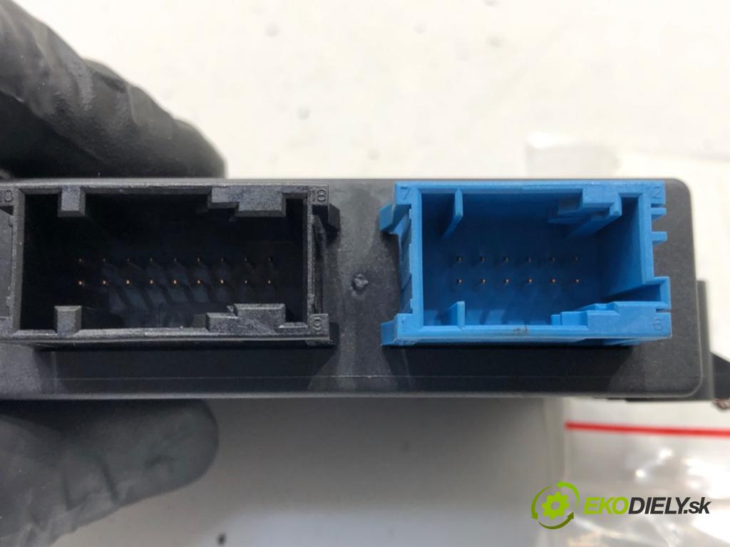 CITROEN DS3 (SA_) 2009 - 2016    1.6 HDi 90 68 kW [92 KM] olej napędowy 2009 - 2015  Modul PDC 9676215780 (Ostatné)