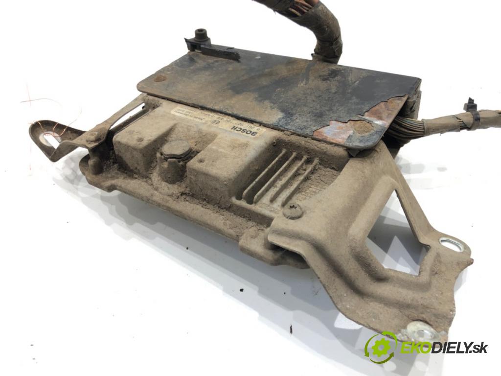 TOYOTA YARIS (_P13_) 2010 - 2022    1.0 (KSP130_) 51 kW [69 KM] benzyna 2010 - 2022  riadiaca jednotka Motor 0261S07104 (Riadiace jednotky)