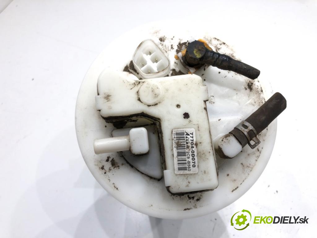 TOYOTA YARIS (_P13_) 2010 - 2022    1.0 (KSP130_) 51 kW [69 KM] benzyna 2010 - 2022  pumpa paliva 77704-0D070