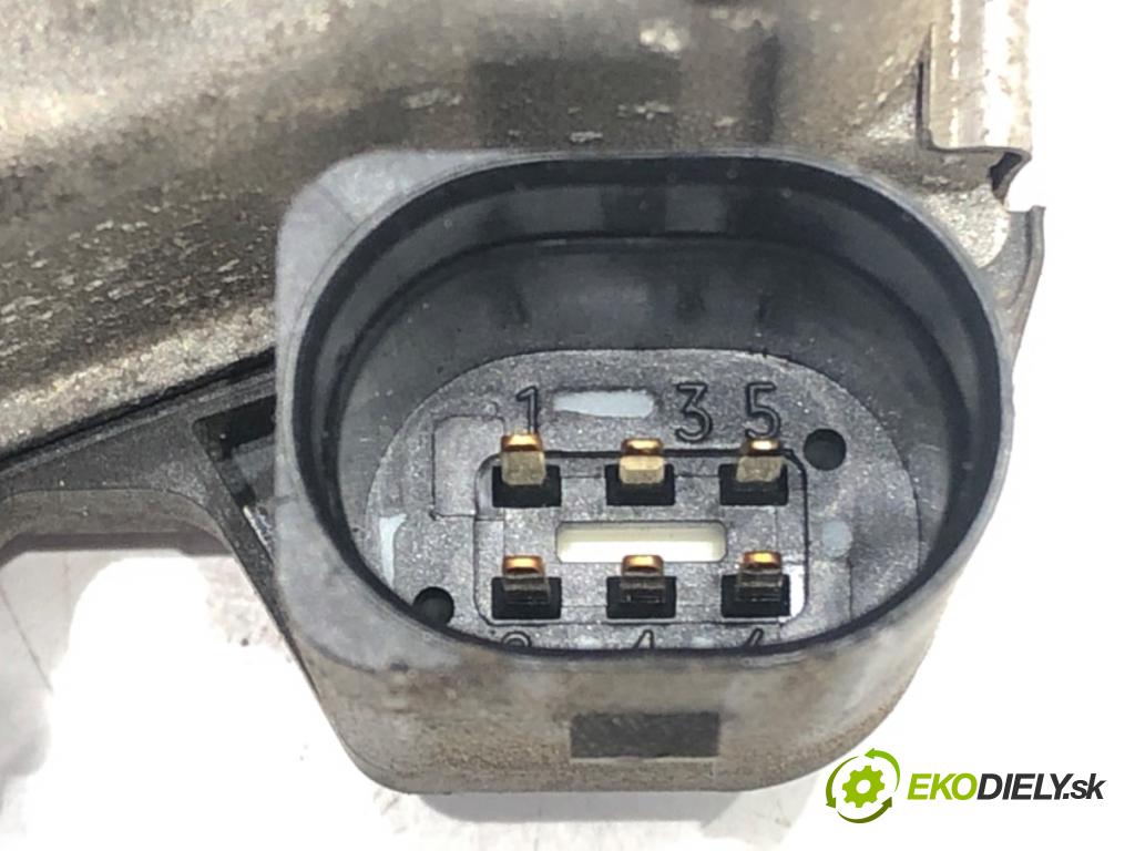 FORD FOCUS III 2010 - 2022    1.6 Ti 92 kW [125 KM] benzyna 2010 - 2017  Škrtiaca klapka 7S7G-9F991-CA (Škrtiace klapky)