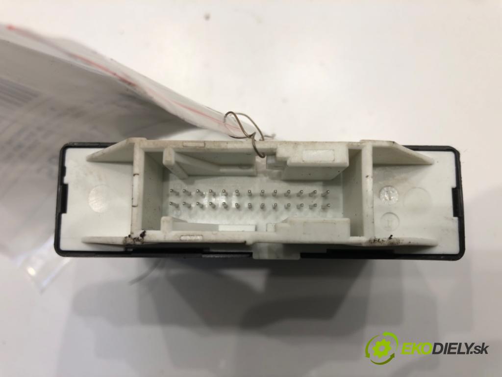 BMW X3 (G01, F97) 2017 - 2022    xDrive 20 d 140 kW [190 KM] olej napędowy 2017 - 2  Modul PDC 9418460 (Ostatné)