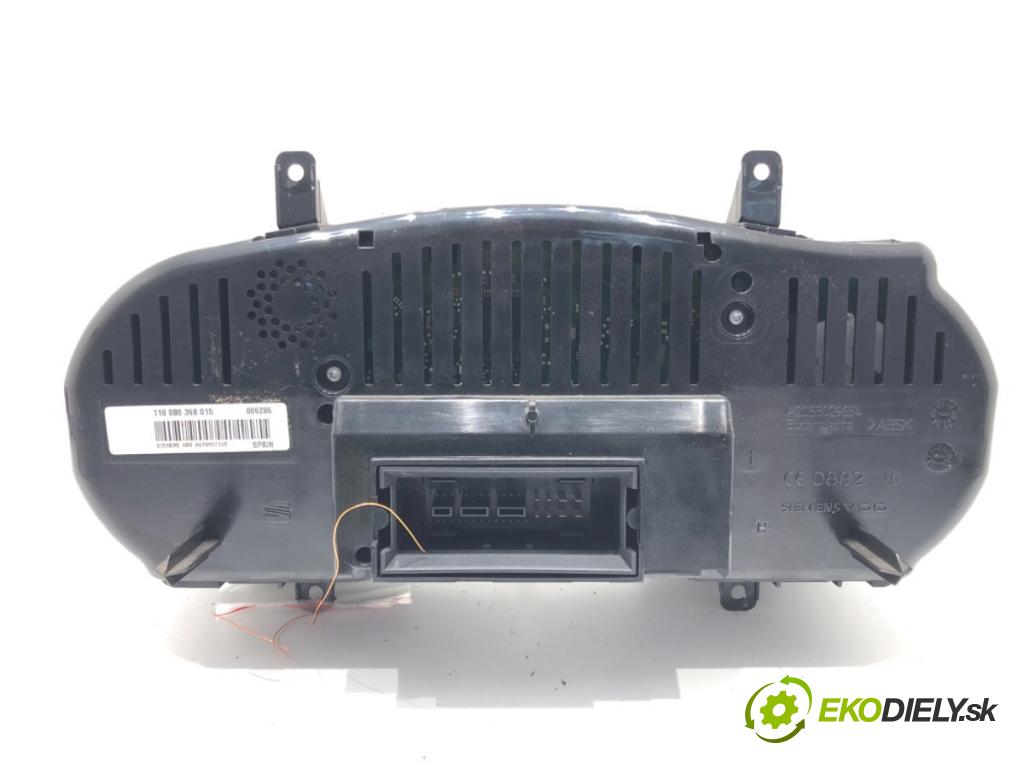 SEAT LEON (1P1) 2005 - 2013    1.9 TDI 77 kW [105 KM] olej napędowy 2005 - 2010  Prístrojovka 1P0920807E (Prístrojové dosky, displeje)