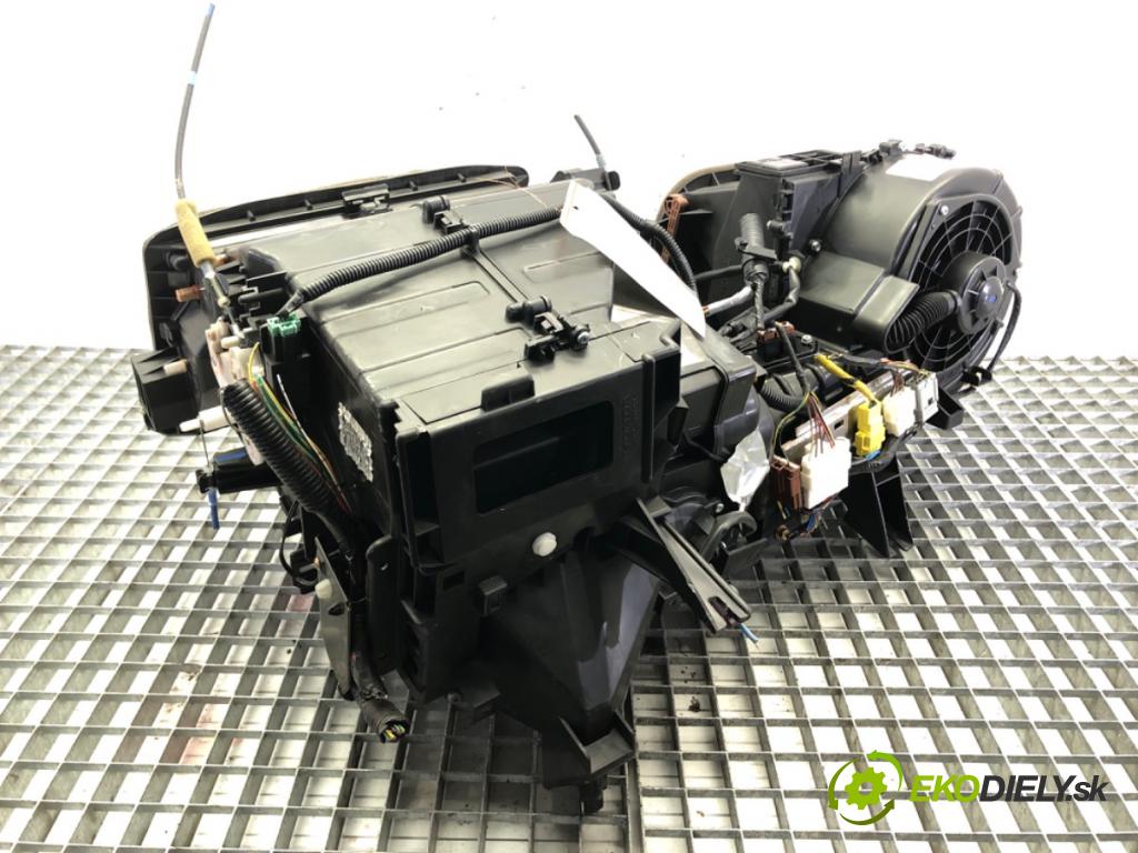 HONDA CIVIC VII Hatchback (EU, EP, EV) 2000 - 2006    1.4 iS (EP1) 66 kW [90 KM] benzyna 2001 - 2005  topné těleso radiátor topení komplet KOMBAJN 79020-S6D-G233-11 (Radiátory topení)