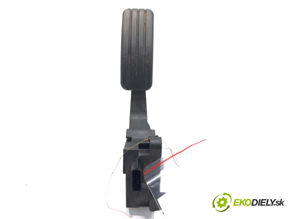 RENAULT MEGANE III Grandtour (KZ0/1) 2008 - 2022    1.5 dCi (KZ09, KZ0D, KZ1G, KZ29, KZ14, KZ1W, KZ10, KZ1F,... 81 kW [110 KM] olej napędowy 2009 - 202  Potenciometer plynu 180020022R (Pedále)