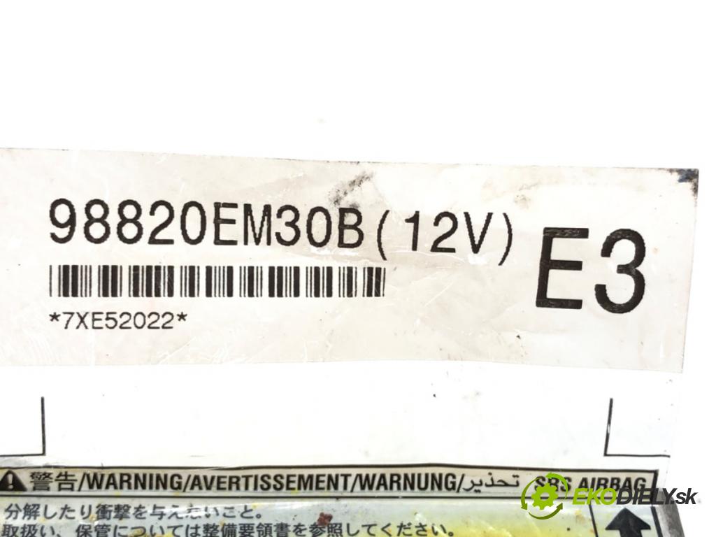 NISSAN TIIDA liftback (C11) 2004 - 2013    1.8 91 kW [124 KM] benzyna 2006 - 2011  senzor airbag 98820EM30B (Snímače)