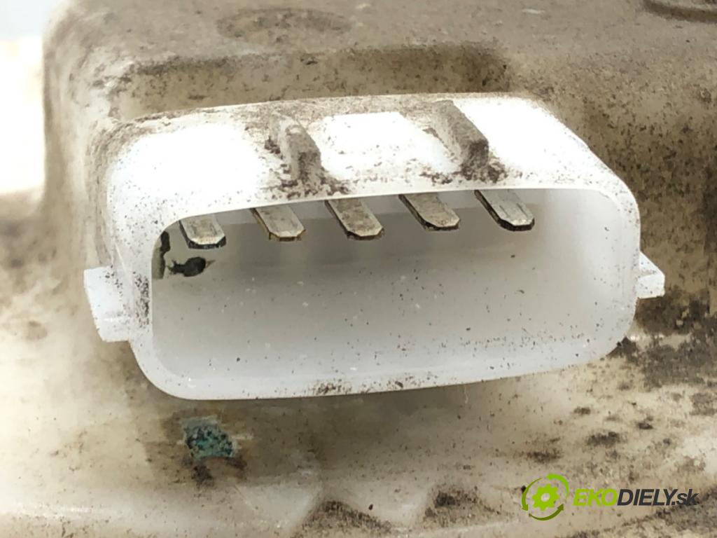 NISSAN TIIDA liftback (C11) 2004 - 2013    1.8 91 kW [124 KM] benzyna 2006 - 2011  pumpa paliva
