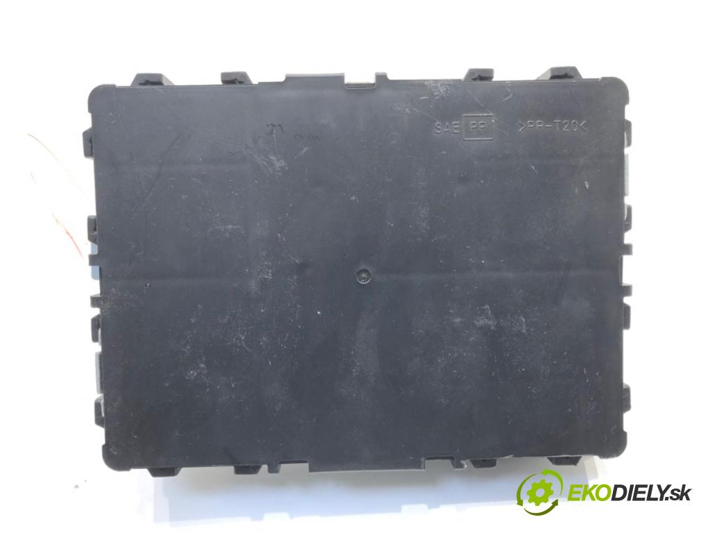 NISSAN TIIDA liftback (C11) 2004 - 2013    1.8 91 kW [124 KM] benzyna 2006 - 2011  Modul BCM 284B2ED70A (Ostatné)