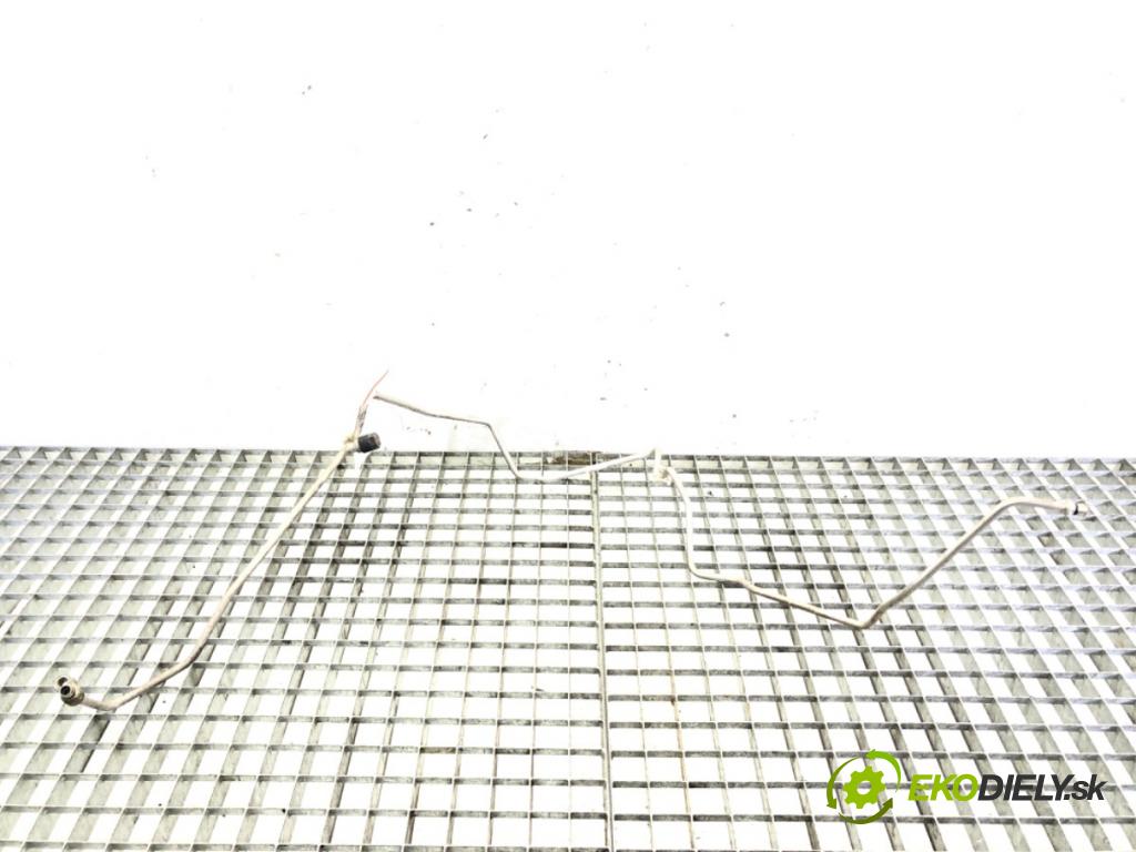 NISSAN TIIDA liftback (C11) 2004 - 2013    1.8 91 kW [124 KM] benzyna 2006 - 2011  rúrka klimatizácie  (Rúrky klimatizácie)