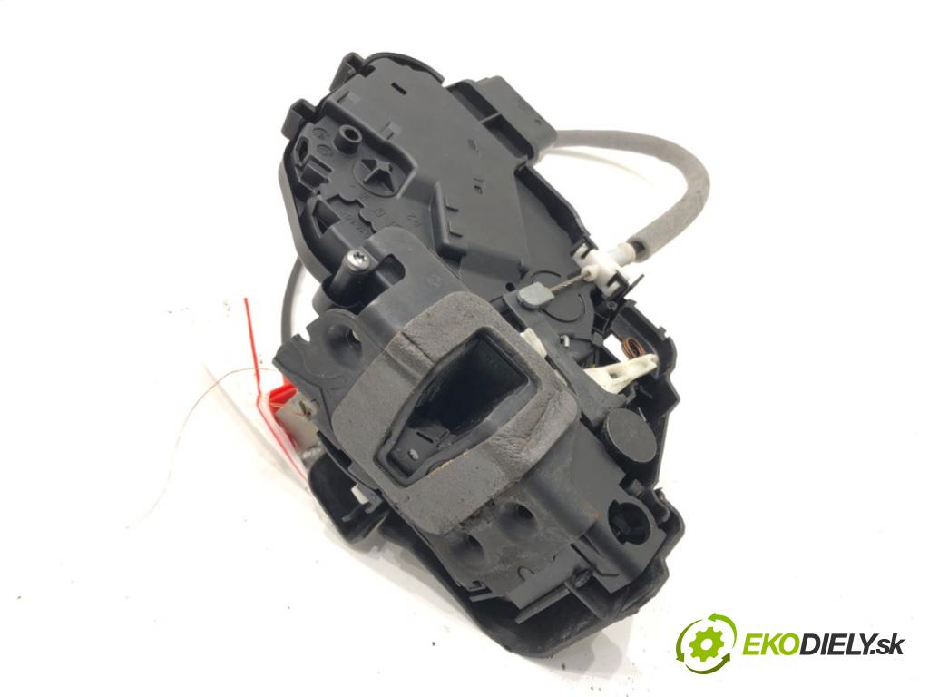FORD MONDEO IV (BA7) 2007 - 2015    2.0 107 kW [145 KM] benzyna 2007 - 2015  zámok dveře pravý přední část 8M2A-R21812-CA