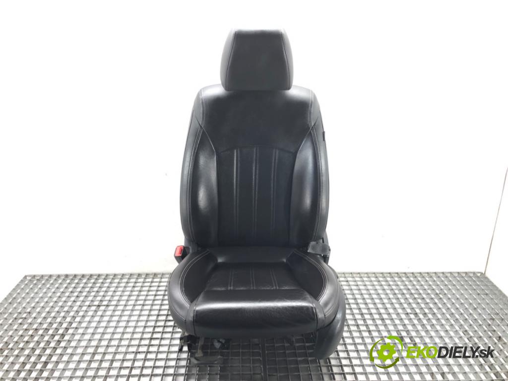 CHEVROLET CRUZE (J300) 2009 - 2022    1.4 74 kW [101 KM] benzyna 2013 - 2022  Sedadlo ľavy  (Sedačky, sedadlá)