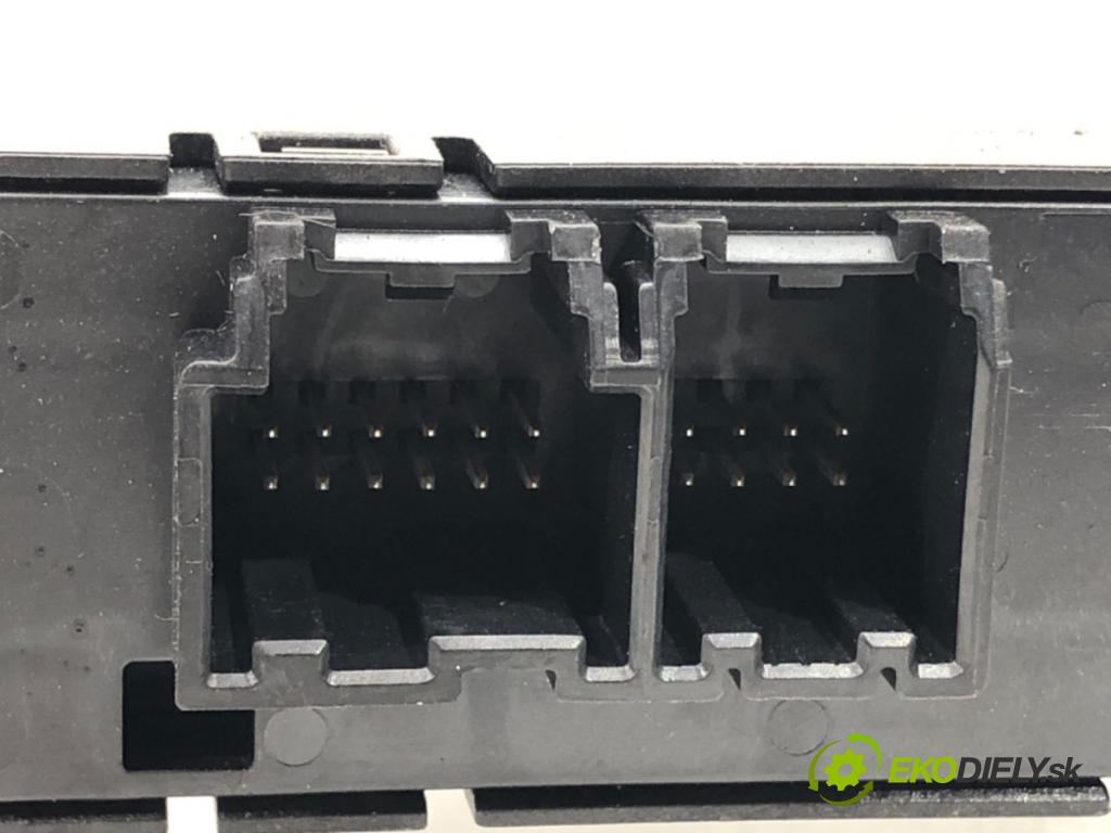 CHEVROLET CRUZE (J300) 2009 - 2022    1.4 74 kW [101 KM] benzyna 2013 - 2022  Modul PDC 0263004415 (Ostatné)