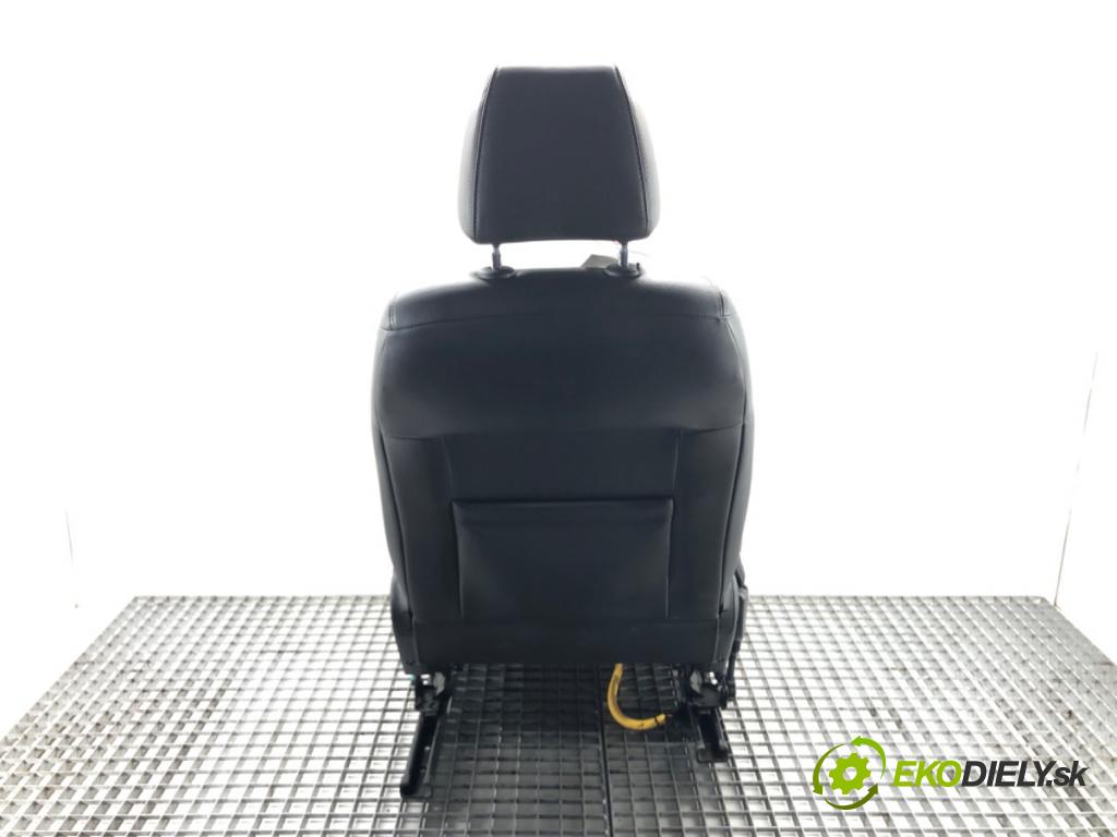 CHEVROLET CRUZE (J300) 2009 - 2022    1.4 74 kW [101 KM] benzyna 2013 - 2022  Sedadlo pravy predný