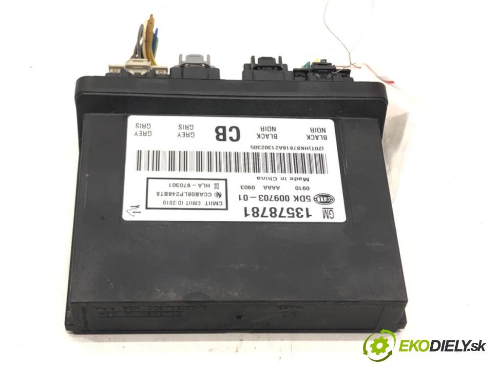 CHEVROLET CRUZE (J300) 2009 - 2022    1.4 74 kW [101 KM] benzyna 2013 - 2022  Modul komfortu 13578781 (Moduly komfortu)