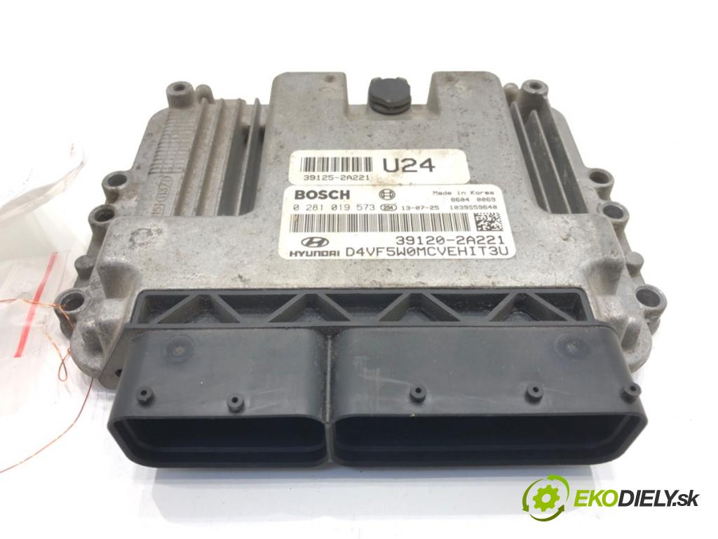 HYUNDAI i40 I (VF) 2012 - 2022    1.7 CRDi 100 kW [136 KM] olej napędowy 2012 - 2022  riadiaca jednotka Motor 39120-2A221 (Riadiace jednotky)