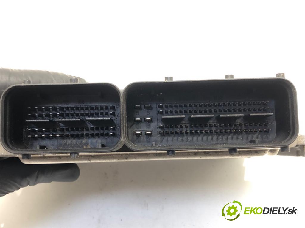 HYUNDAI i40 I (VF) 2012 - 2022    1.7 CRDi 100 kW [136 KM] olej napędowy 2012 - 2022  riadiaca jednotka Motor 39120-2A221 (Riadiace jednotky)