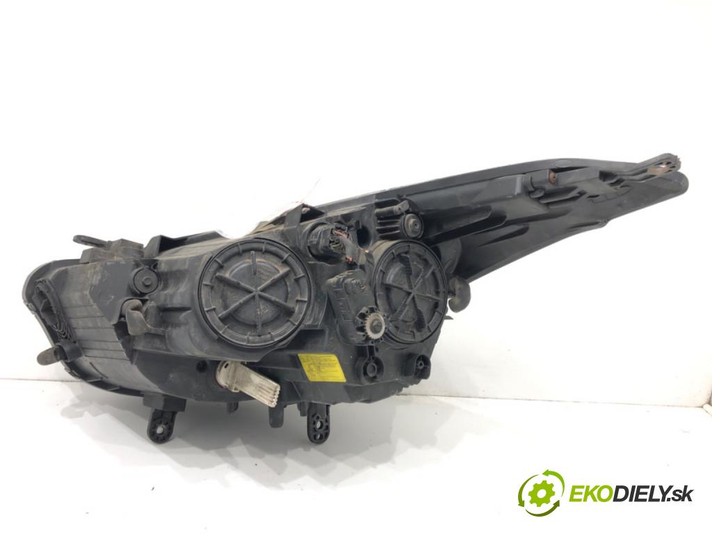 HYUNDAI i40 I (VF) 2012 - 2022    1.7 CRDi 100 kW [136 KM] olej napędowy 2012 - 2022  Svetlomet pravy predný