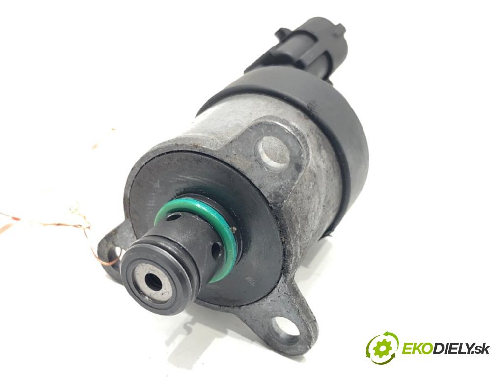 FORD FOCUS C-MAX (DM2) 2003 - 2007    1.6 TDCi 80 kW [109 KM] olej napędowy 2003 - 2007  Regulátor tlaku paliva 0928400501 (Ostatné)