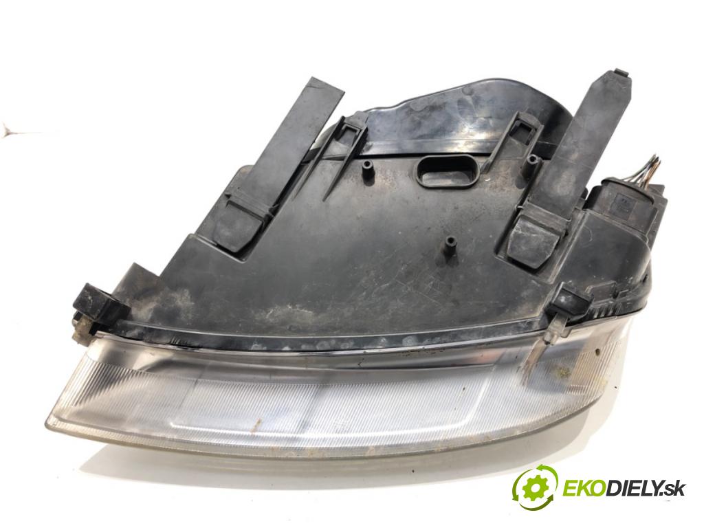 FORD FOCUS C-MAX (DM2) 2003 - 2007    1.6 TDCi 80 kW [109 KM] olej napędowy 2003 - 2007  Svetlomet pravy predný 3M51-13005-AH