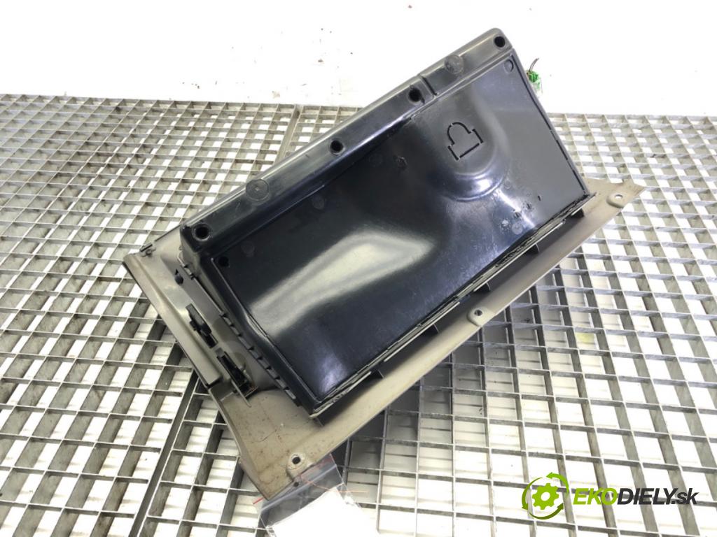 VW BORA I (1J2) 1998 - 2013    2.0 85 kW [115 KM] benzyna 1998 - 2013  Priehradka, kastlík spolujazdca  (Priehradky, kastlíky)