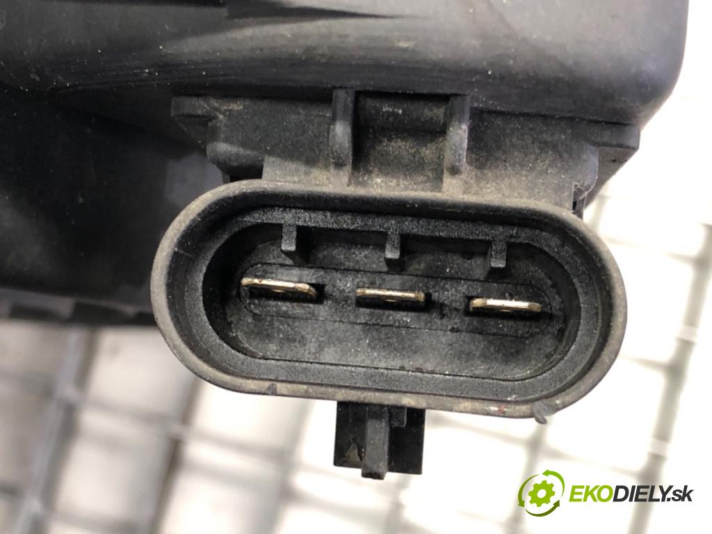 OPEL CORSA C (X01) 2000 - 2009    1.3 CDTI (F08, F68) 51 kW [70 KM] olej napędowy 2003 - 2009  Ventilátor klimatizácie  (Ventilátory chladičov klimatizácie)