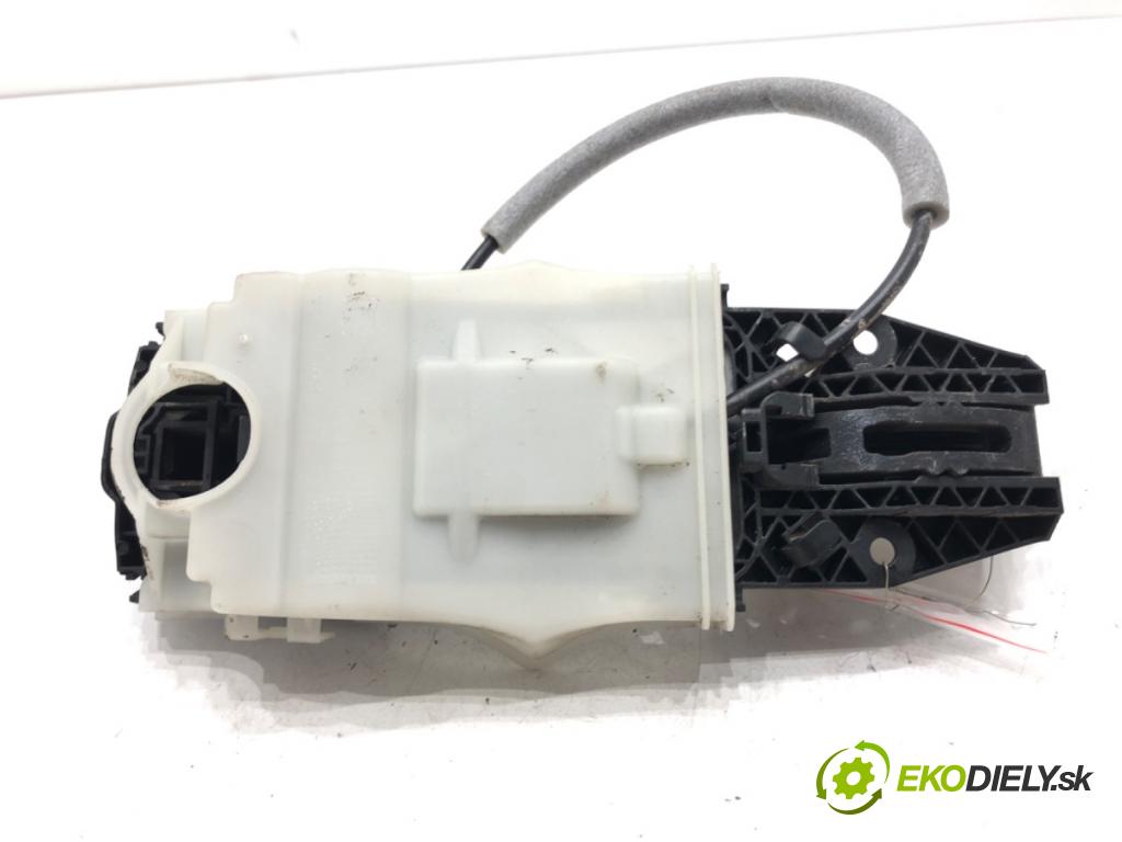 SKODA FABIA III (NJ3) 2014 - 2022    1.0 TSI 70 kW [95 KM] benzyna 2014 - 2022  Kľučka vonkajšia pravy zad
