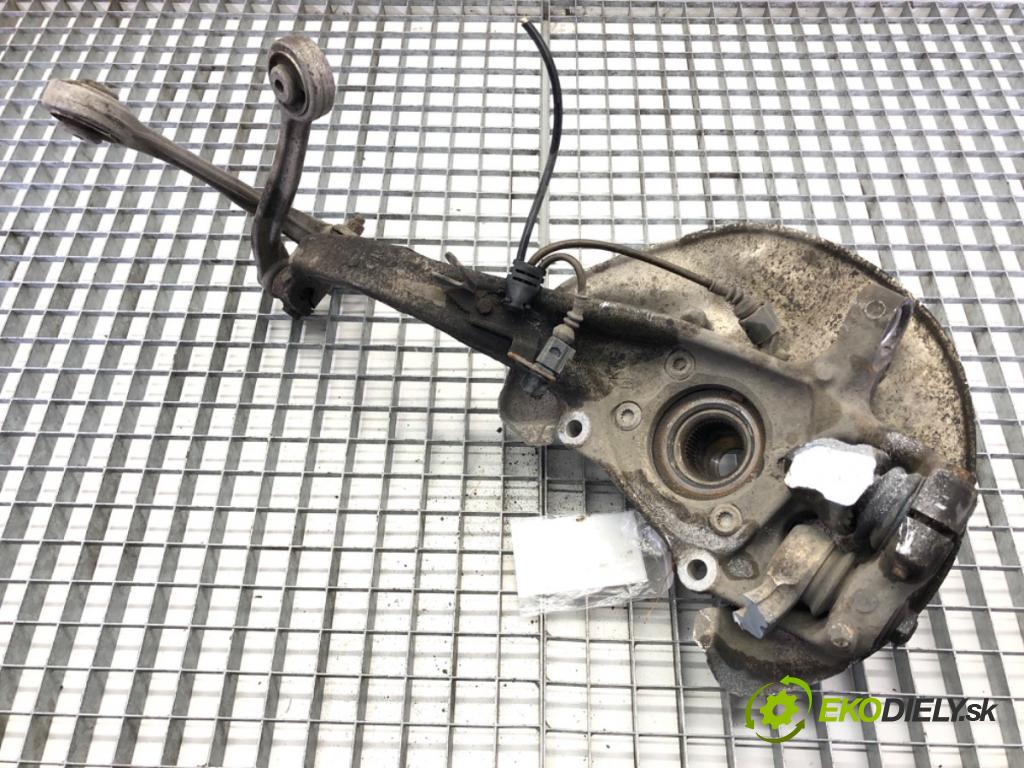 AUDI A4 B8 Avant (8K5) 2007 - 2015    2.0 TFSI flexible fuel quattro 132 kW [180 KM] Benzyna / etanol 2009 - 2015  náboj ľavy predný