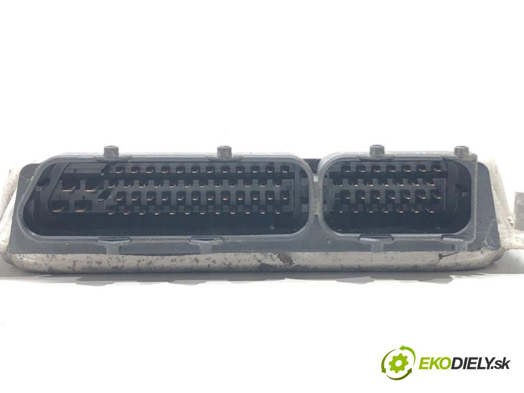 VW GOLF V (1K1) 2003 - 2010    1.4 16V 55 kW [75 KM] benzyna 2003 - 2006  riadiaca jednotka Motor 036906032AA 0261208045 (Riadiace jednotky)