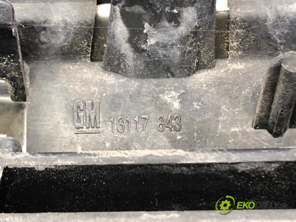 OPEL MERIVA A nadwozie wielkoprzestrzenne (MPV) (X03) 2003 - 2010    1.3 CDTI (E75) 51 kW [69 KM] olej napędowy 2005 - 2010  mřížka maska  (Mřížky (masky) chladičů)