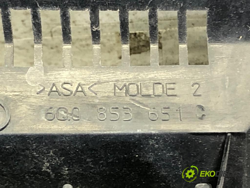 VW POLO (9N_, 9A_) 2001 - 2014    1.2 12V 47 kW [64 KM] benzyna 2001 - 2007  mřížka maska  (Mřížky (masky) chladičů)