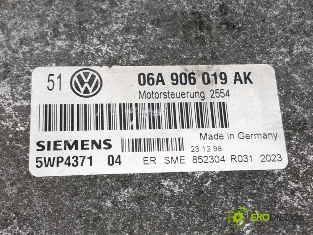 VW GOLF IV (1J1) 1997 - 2008    1.6 74 kW [100 KM] benzyna 1997 - 2004  riadiaca jednotka Motor 06A906019AK (Riadiace jednotky)