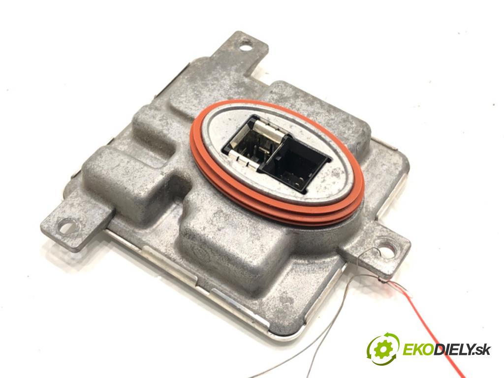 BMW 5 (F10) 2009 - 2016    528 i xDrive 180 kW [245 KM] benzyna 2011 - 2016  Menič XENON 7318327 (Riadiace jednotky xenónu)