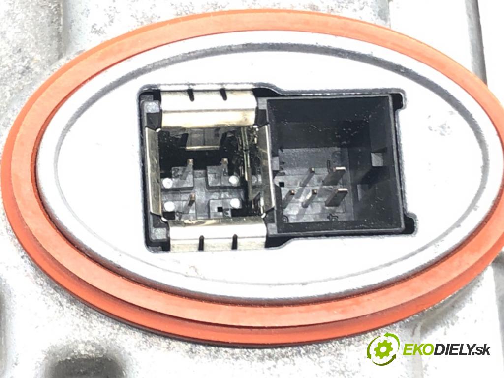 BMW 5 (F10) 2009 - 2016    528 i xDrive 180 kW [245 KM] benzyna 2011 - 2016  Menič XENON 7318327 (Riadiace jednotky xenónu)