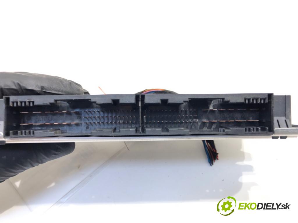 BMW 5 (F10) 2009 - 2016    528 i xDrive 180 kW [245 KM] benzyna 2011 - 2016  Modul svetiel 9273628 (Ostatné)