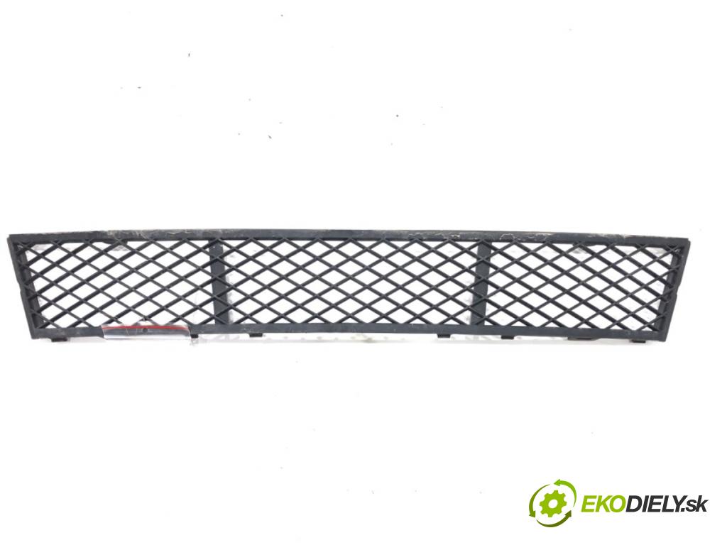BMW 5 (F10) 2009 - 2016    528 i xDrive 180 kW [245 KM] benzyna 2011 - 2016  mří nárazníka přední část  (Mřížky (masky) chladičů)