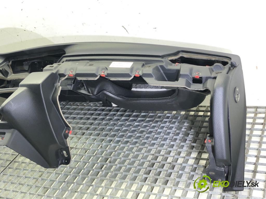 BMW 5 (F10) 2009 - 2016    528 i xDrive 180 kW [245 KM] benzyna 2011 - 2016  Palubná doska  (Palubné dosky)