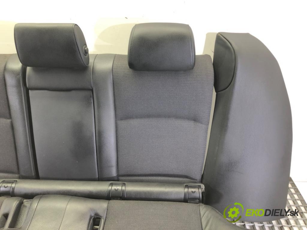 BMW 5 (F10) 2009 - 2016    528 i xDrive 180 kW [245 KM] benzyna 2011 - 2016  Sedadlo druhý rad