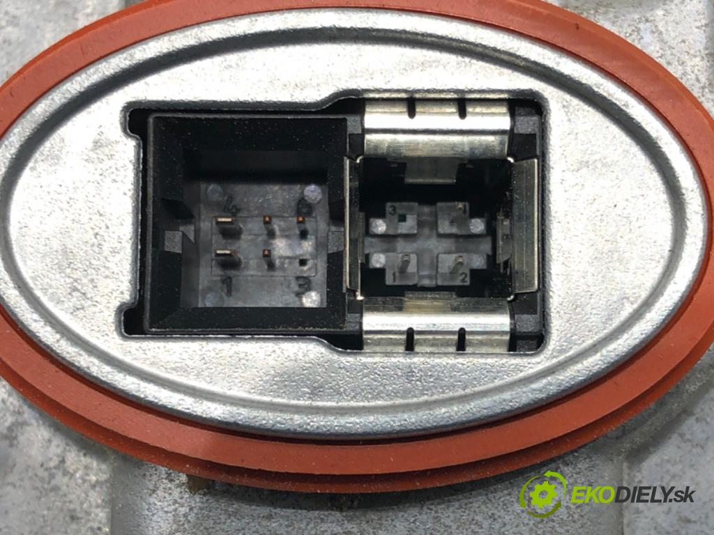 BMW 5 (F10) 2009 - 2016    528 i xDrive 180 kW [245 KM] benzyna 2011 - 2016  Menič XENON 7318327 (Riadiace jednotky xenónu)