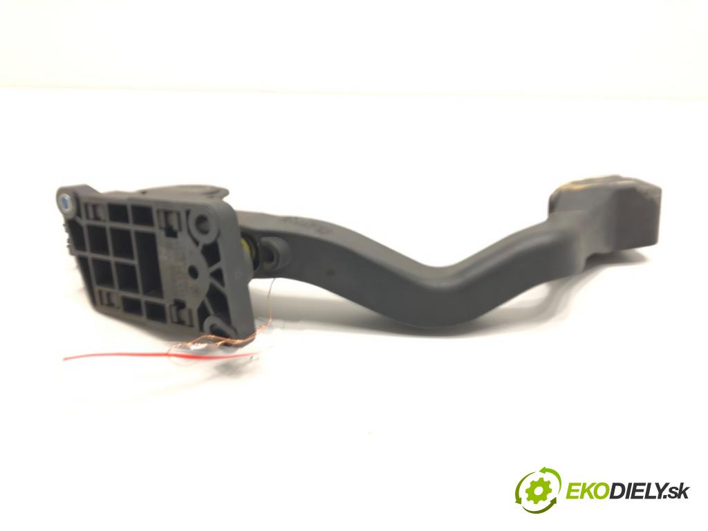 PEUGEOT 307 (3A/C) 2000 - 2012    1.4 HDi 50 kW [68 KM] olej napędowy 2001 - 2005  Potenciometer plynu  (Pedále)